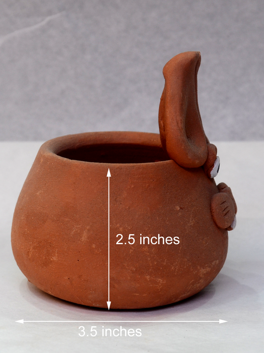 Animal Themed Terracotta Pots (2.5 inches, 4 inches)
