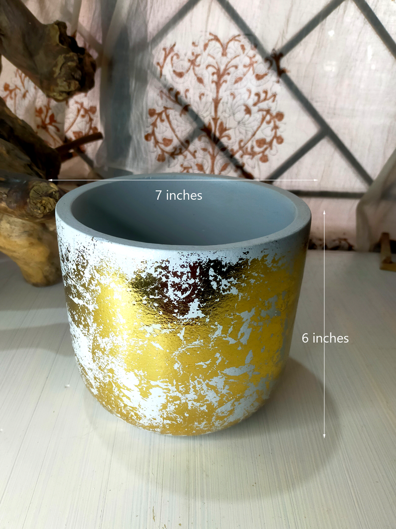 Gold Foil Terrcotta Pot (6 inches)