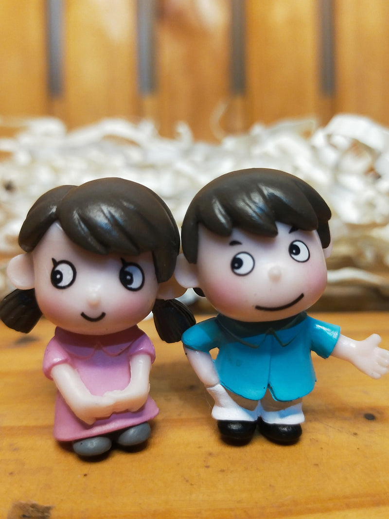 Miniature Garden Toy - Friends (1 pair including a Boy and a Girl)