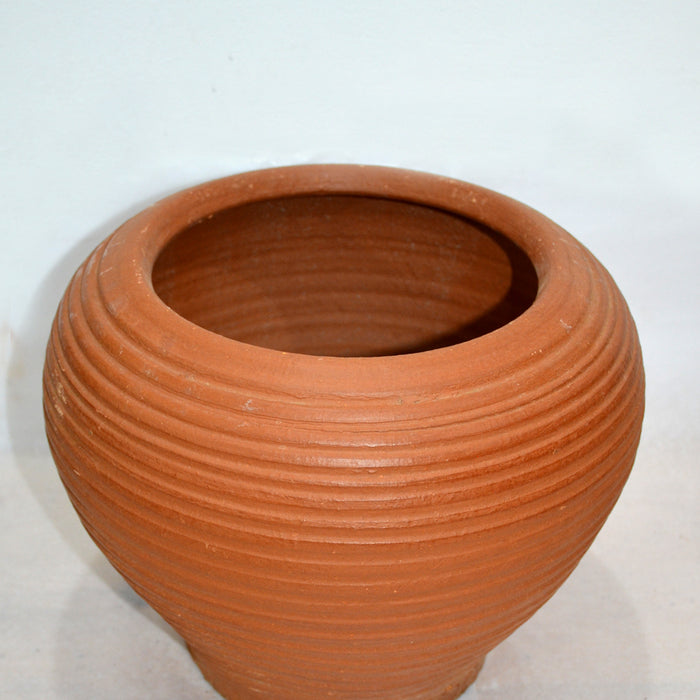 Ribbed Terracotta Pot (10 Inches)