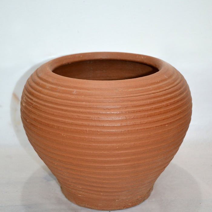Ribbed Terracotta Pot (10 Inches)